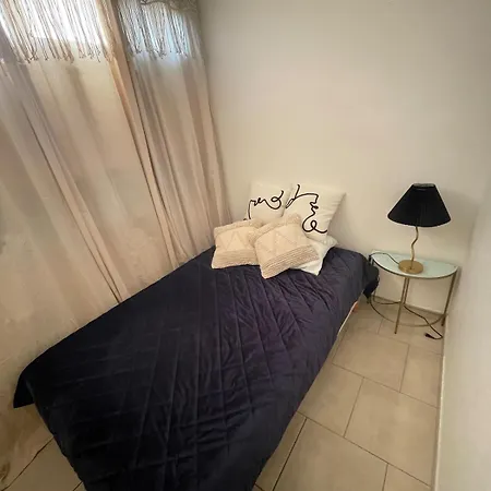 2 Bedroom Near The Sea With Parking Bormes-les-Mimosas
